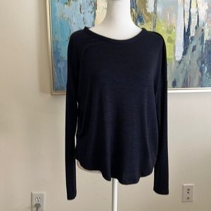 Rag and Bone Size S navy light weight sweater.